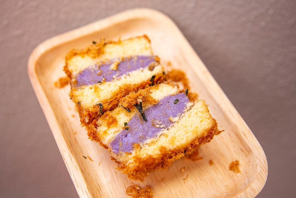 Mochi cake with pork floss 2 min - Feel daring? Here are 10 things to add to your food bucket list