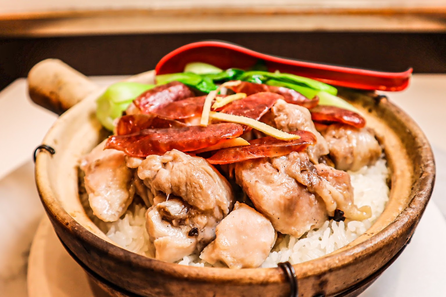 Sunnybank Oriental Chicken Chinese Sausage Rice in Clay Pot - Chicken & Chinese Sausage Rice in Clay Pot