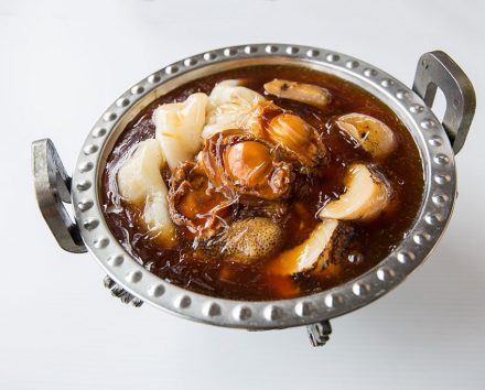 GoldenLane Dish abalone sea cucumber shark fin fish maw cabbage stewed in clay pot 440x354 - Abalone, Sea Cucumber, Shark Fin, Fish Maw, Cabbage Stewed in Clay Pot