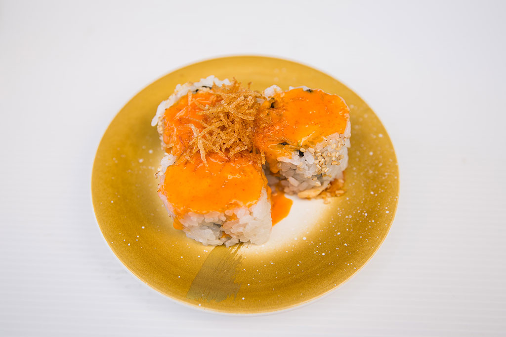 SushiEdo Dish Spicy Chicken roll - Spicy Chicken Roll