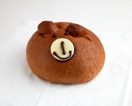 Juno Bakery Brown Chocolate Oreo 440x354 - Brown Chocolate Oreo
