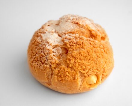 Juno Bakery Custard Japanese Crispy Puff 440x354 - Custard Japanese Crispy Puff