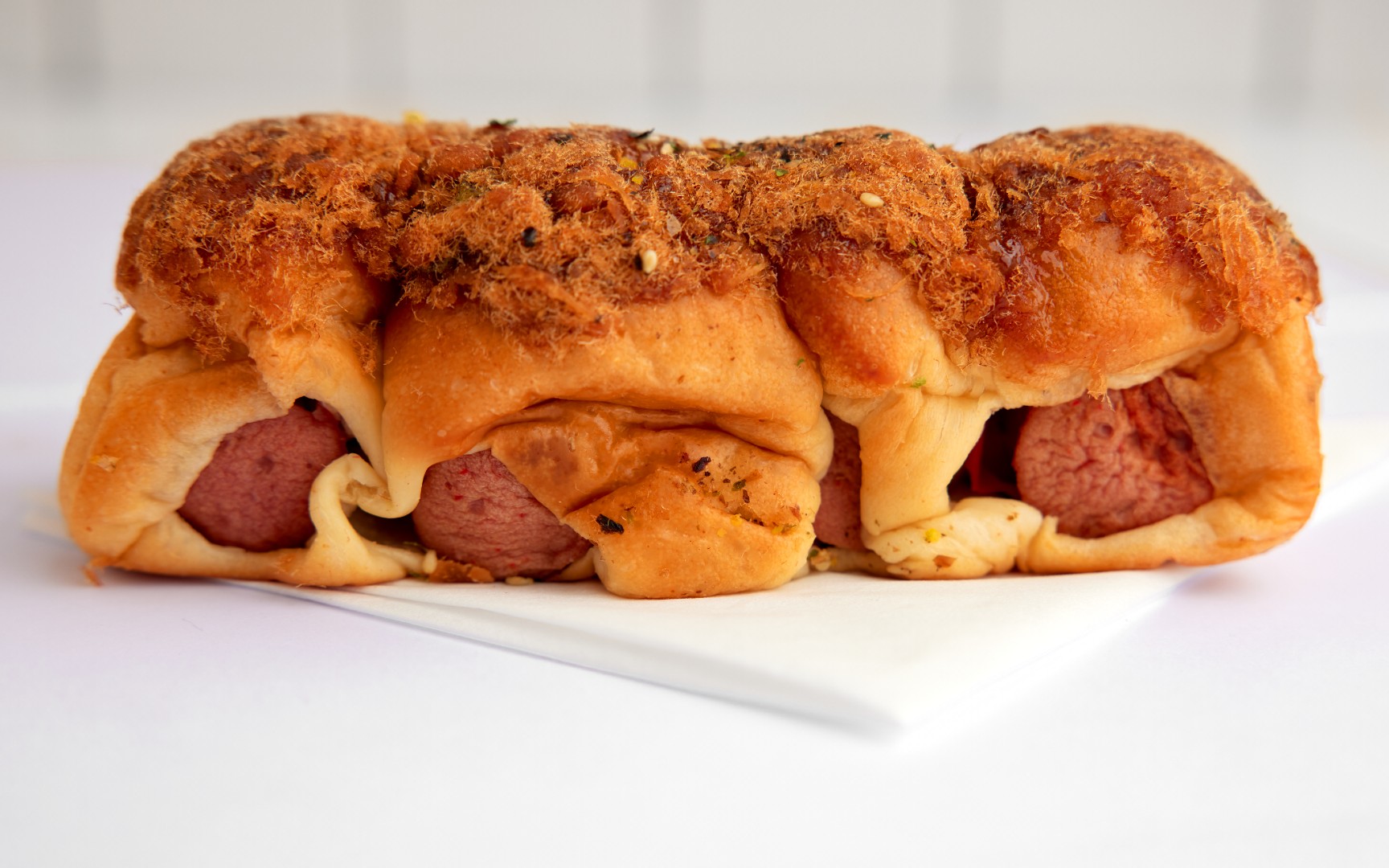 Juno Bakery Pork Floss Hotdog - Pork Floss & Hotdog