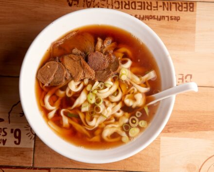 Golden Dumplings 2021.06.25 103A8071 1 440x354 - Beef Noodle Soup