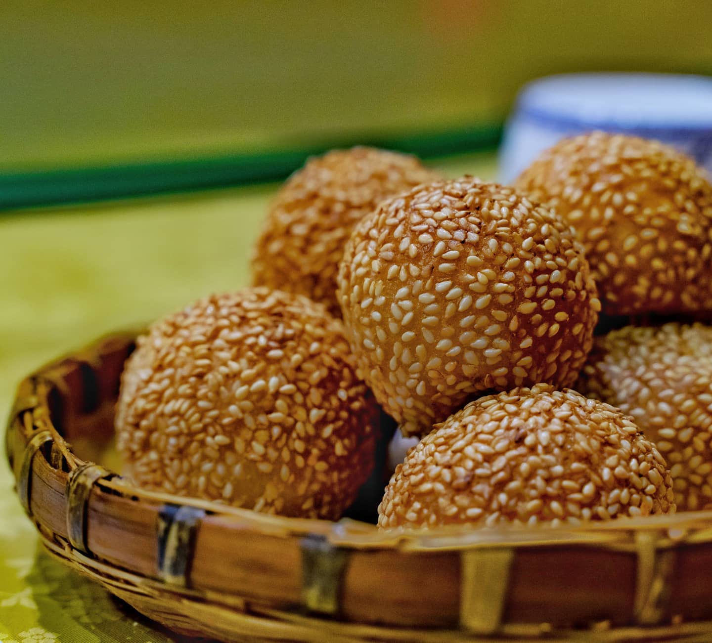 3/ Sesame Balls