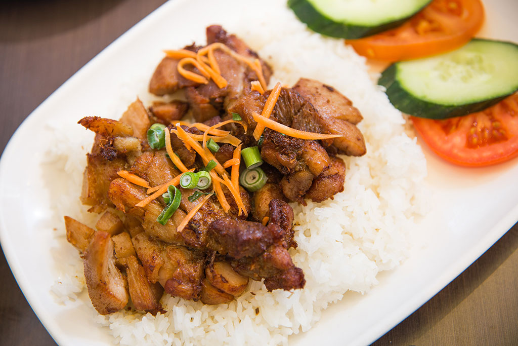 Vietnamese Lemongrass Chicken with rice