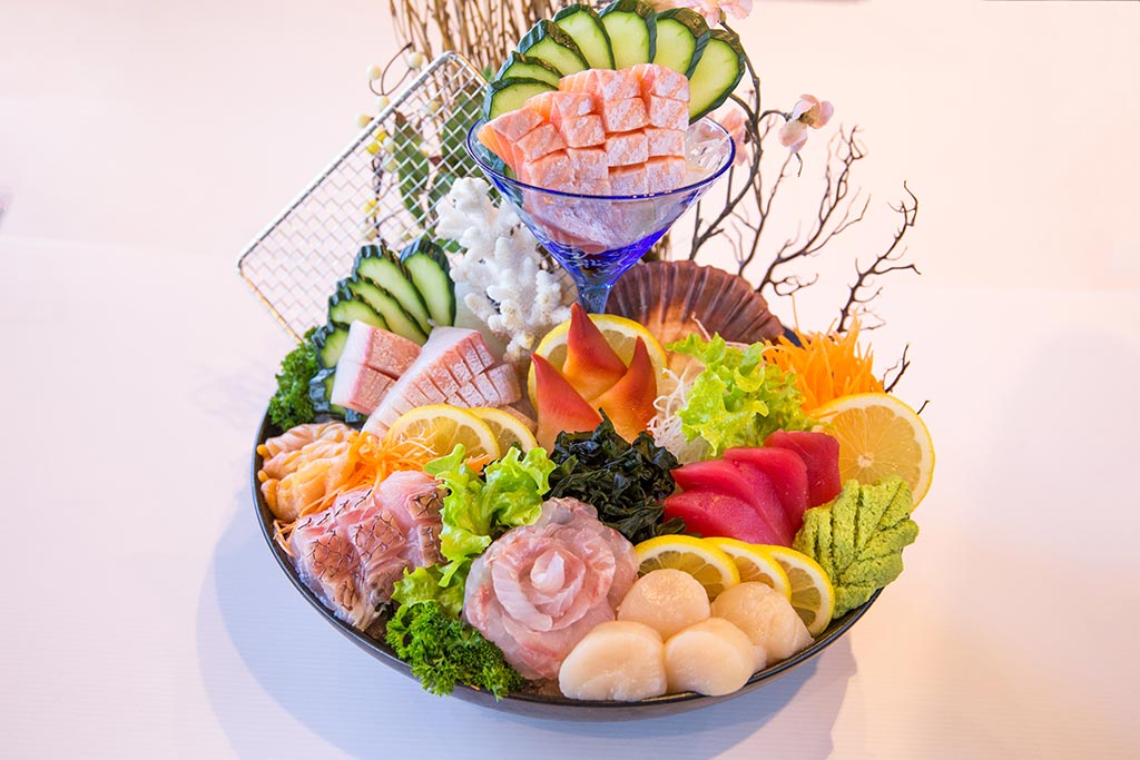 Deluxe Sashimi Plate